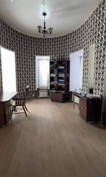 Дом 701м², 3-этажный, участок 8 сот.