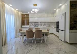 Дом 190м², 2-этажный, участок 5 сот.