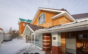 Дом 211м², 2-этажный, участок 8 сот.