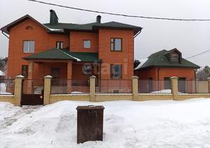 Дом 360м², 3-этажный, участок 15 сот.