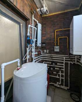 Дом 190м², 2-этажный, участок 5 сот.