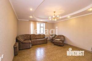 Дом 199м², 2-этажный, участок 11 сот.