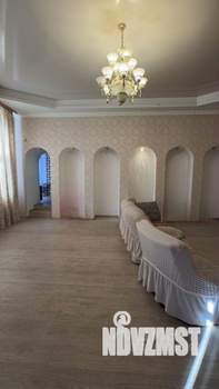 Коттедж 701м², 3-этажный, участок 8 сот.