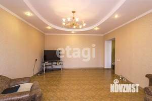 Дом 199м², 2-этажный, участок 11 сот.