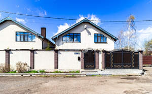 Дом 241м², 2-этажный, участок 8 сот.