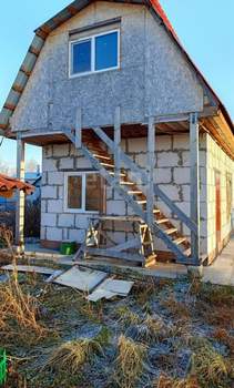 Дом 60м², 2-этажный, участок 5 сот.