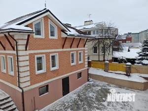 Дом 282м², 3-этажный, участок 6 сот.