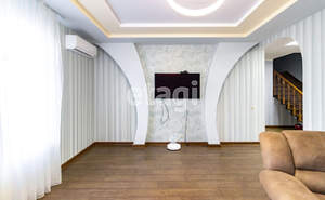 Дом 241м², 2-этажный, участок 8 сот.