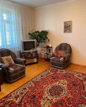 Дом 438м², 3-этажный, участок 9 сот.