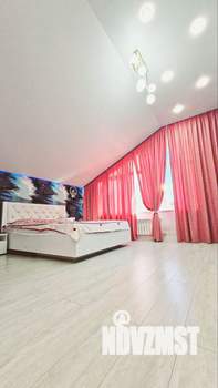 Коттедж 190м², 2-этажный, участок 6 сот.  