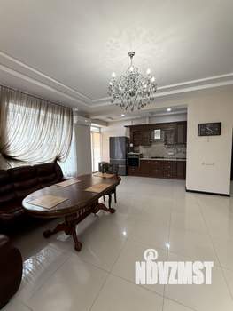 Коттедж 228м&sup2;, 3-этажный, участок 12 сот.  