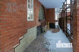 Коттедж 438м², 3-этажный, участок 10 сот.  