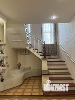 Коттедж 188м², 2-этажный, участок 8 сот.  