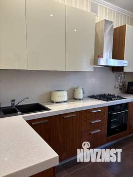 Коттедж 188м², 2-этажный, участок 8 сот.  