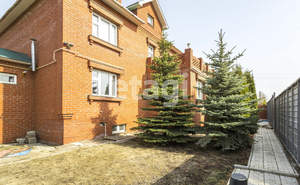 Дом 199м², 2-этажный, участок 11 сот.  