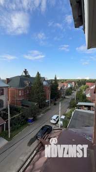 Коттедж 701м&sup2;, 3-этажный, участок 8 сот.  