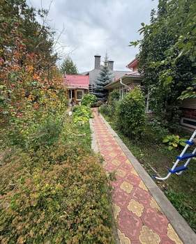 Дом 266м&sup2;, 2-этажный, участок 13 сот.  