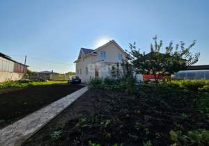 Дом 137м², 2-этажный, участок 10 сот.  