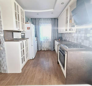 Дом 190м², 2-этажный, участок 9 сот.  