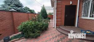 Дом 360м², 3-этажный, участок 8 сот.  