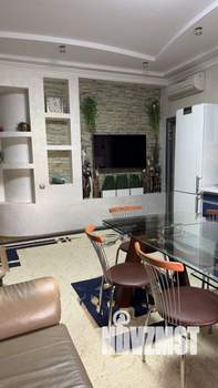 Дом 360м², 3-этажный, участок 8 сот.  