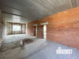 Дом 300м&sup2;, 2-этажный, участок 12 сот.  