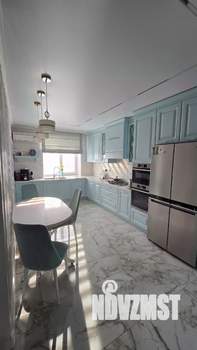 Таунхаус 220м², 3-этажный, участок 4 сот.  