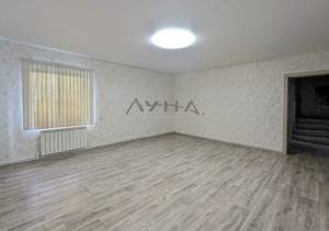 Дом 275м², 2-этажный, участок 5 сот.  