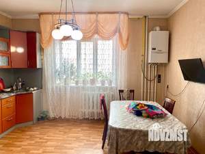 Коттедж 373м², 2-этажный, участок 11 сот.  
