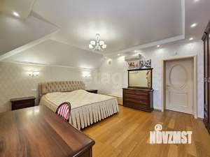 Дом 277м², 2-этажный, участок 1009 сот.  