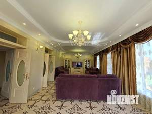 Дом 277м², 2-этажный, участок 10 сот.  