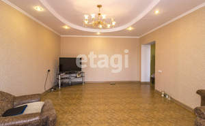 Дом 199м², 2-этажный, участок 11 сот.  