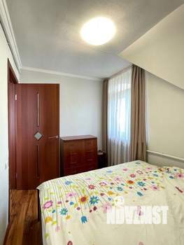 Коттедж 161м², 2-этажный, участок 4 сот.  