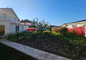 Дом 137м², 2-этажный, участок 10 сот.  