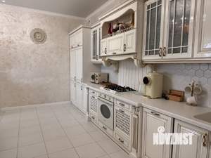 Коттедж 330м², 3-этажный, участок 8 сот.  