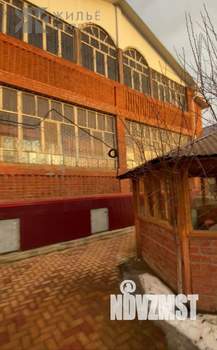 Коттедж 438м², 3-этажный, участок 10 сот.  