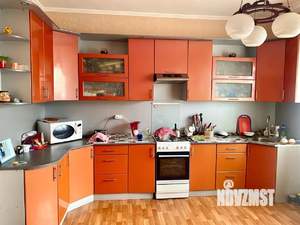 Коттедж 373м², 2-этажный, участок 11 сот.  