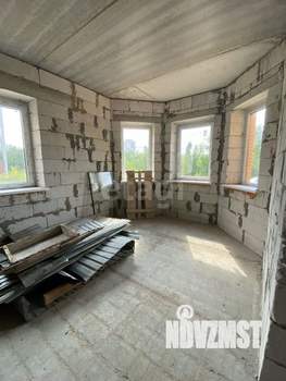 Дом 300м², 2-этажный, участок 12 сот.  