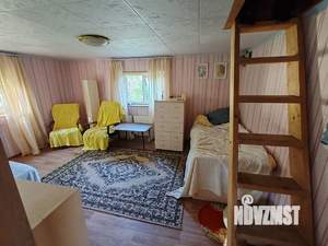 Дом 42м², 2-этажный, участок 6 сот.  