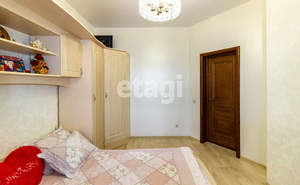 Дом 241м², 2-этажный, участок 8 сот.  