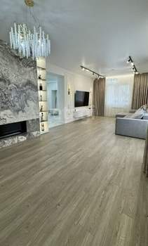 Дом 220м², 2-этажный, участок 10 сот.  