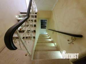 Дом 277м², 2-этажный, участок 10 сот.  