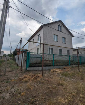 Дом 275м², 2-этажный, участок 6 сот.  
