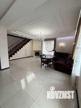 Коттедж 228м&sup2;, 3-этажный, участок 12 сот.  