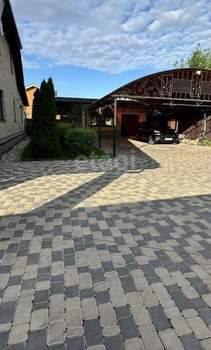 Дом 220м², 2-этажный, участок 10 сот.  