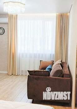 1-к квартира, посуточно, 37м2, 1/1 этаж