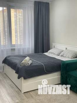 1-к квартира, посуточно, 35м2, 13/19 этаж