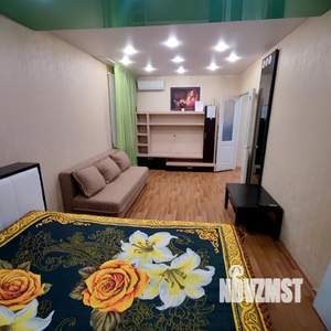 1-к квартира, посуточно, 40м2, 10/10 этаж