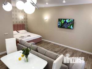 Студия квартира, посуточно, 40м2, 2/3 этаж