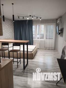 Студия квартира, посуточно, 30м2, 3/17 этаж